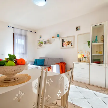 Apartment Csb - 11-a - Baia De Bahas By Interhome